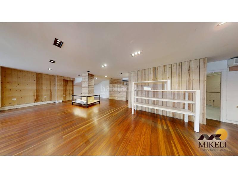 Foto cc1dfbac-39a6-40a9-a999-3972bec41499. Alquiler local comercial local en alquiler en puertochico en Santander