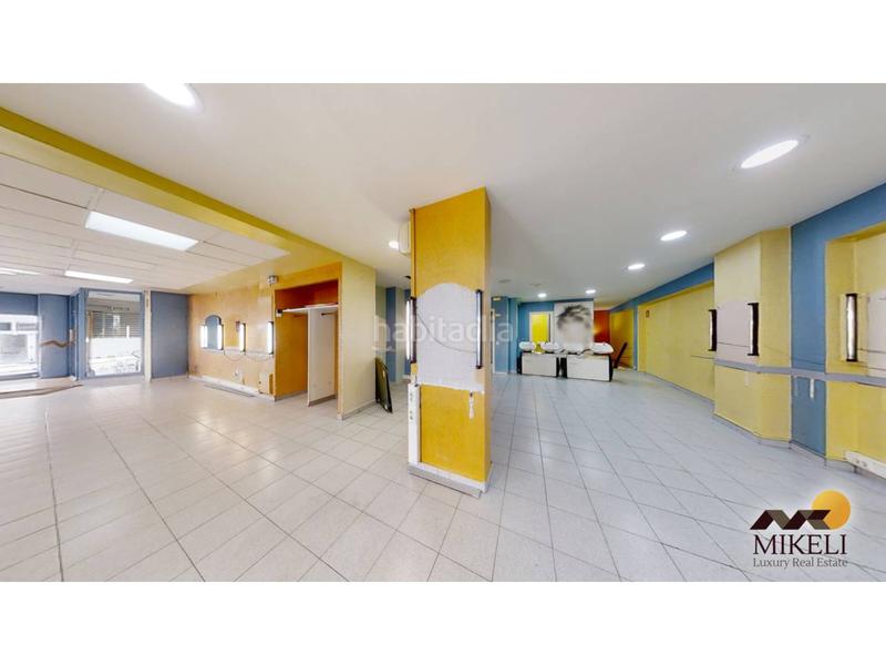 Foto d7e6c2bd-afbb-4ec4-a1f5-356693b04604. Alquiler local comercial local en alquiler en puertochico en Santander