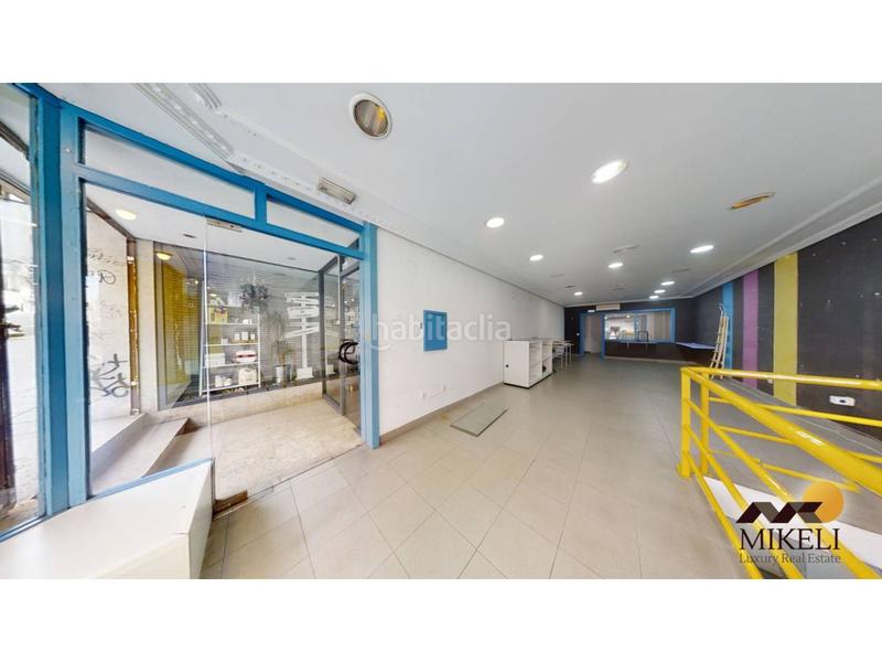 Foto e3ac3c3e-d2e2-4f60-9412-0ce2ba151e70. Alquiler local comercial local en alquiler en puertochico en Santander