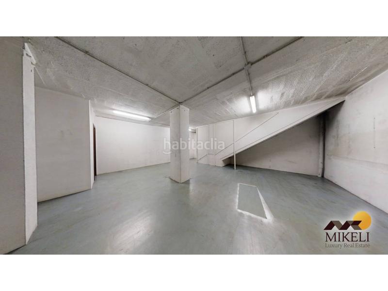 Foto b46ada6a-cdb7-4fbc-8b2a-7479199028a0. Location local commercial dans Puerto Chico Santander