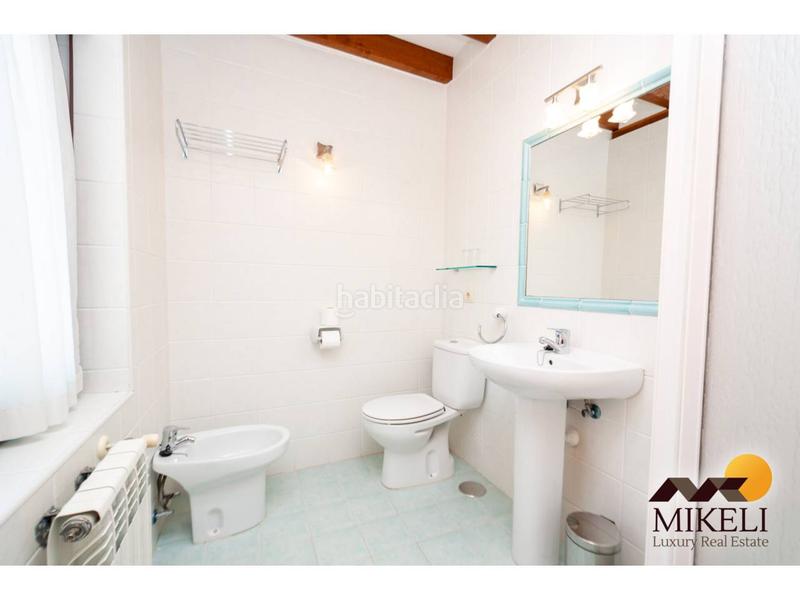 Foto 20b2189d-4b6c-4812-8794-620164dea624. Edificio en barrio la herrán 46 encantadora posada una inversión única en cantabria en Santillana del Mar