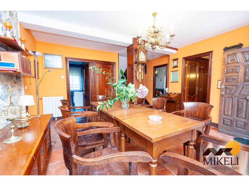 Foto 45237e2c-2872-4b7e-b9af-838a44abfe08. Edificio en barrio la herrán 46 encantadora posada una inversión única en cantabria en Santillana del Mar