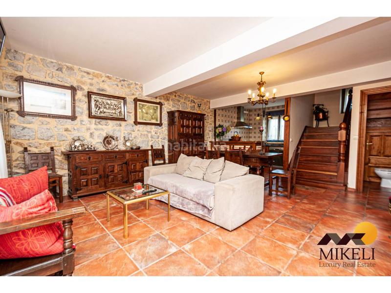 Foto a3ec0c94-52ac-4ab7-9732-adab6104a1ef. Edificio en barrio la herrán 46 encantadora posada una inversión única en cantabria en Santillana del Mar