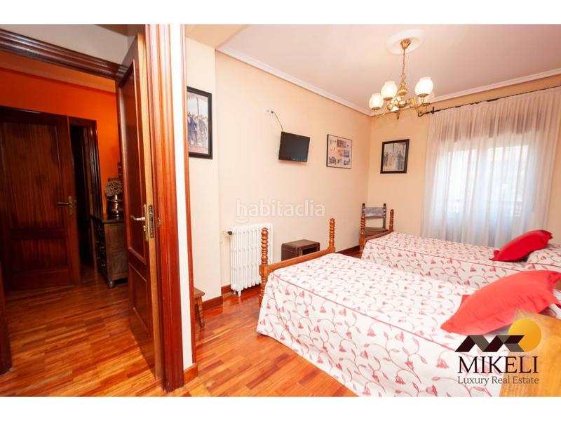 Foto c55e7512-854c-471c-9f29-71978e9a1b86. Edificio en barrio la herrán 46 encantadora posada una inversión única en cantabria en Santillana del Mar