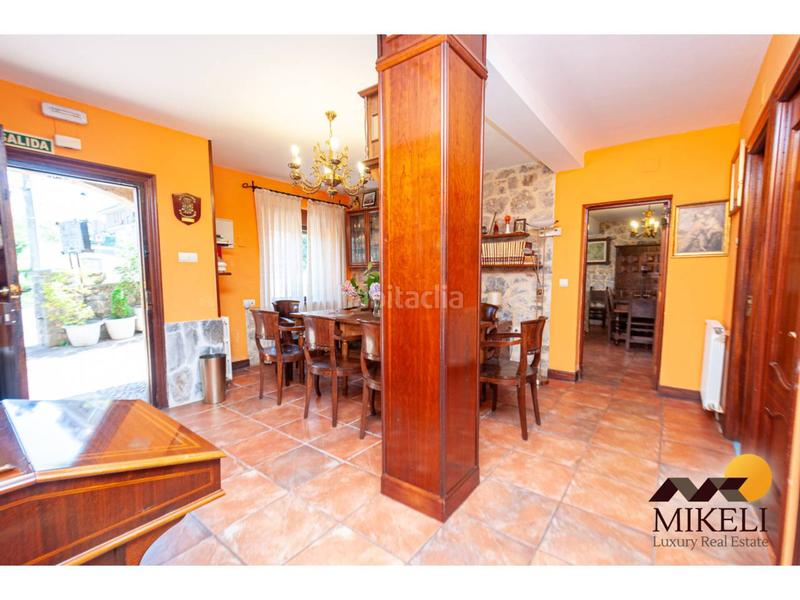 Foto df0d001b-84d0-4b24-966d-312dc4ac43ce. Edificio en barrio la herrán 46 encantadora posada una inversión única en cantabria en Santillana del Mar