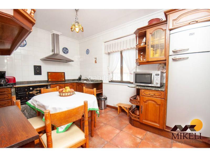 Foto e99f2b99-7967-4992-9f61-eaf1a2b3c6f2. Edificio en barrio la herrán 46 encantadora posada una inversión única en cantabria en Santillana del Mar