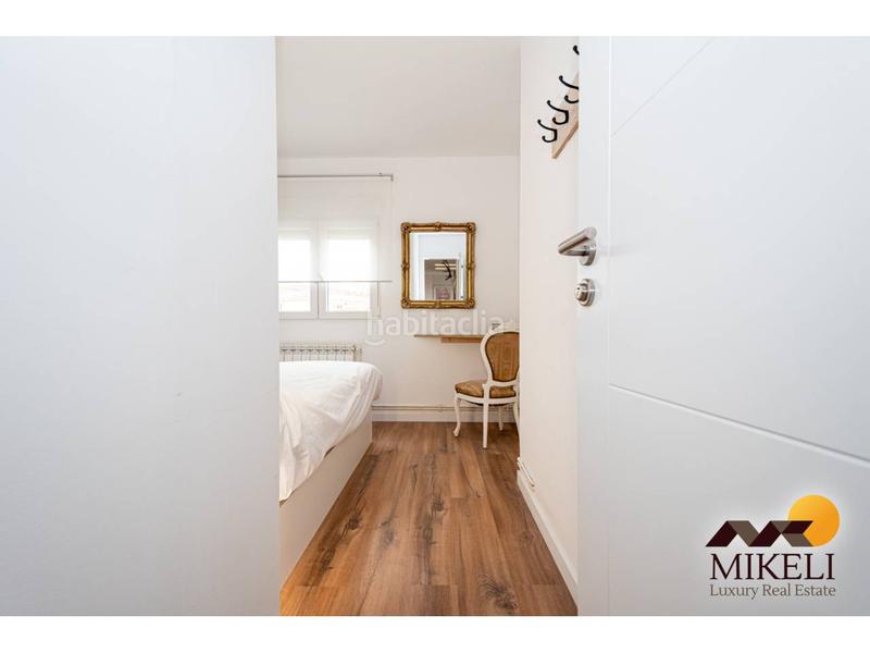 Foto a74a9817-d64c-4c24-8aee-f565c3909ad2. Piso coqueto apartamento con vistas al mar en el sardinero en Santander