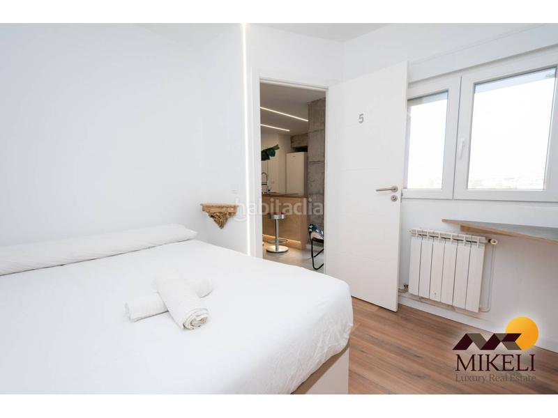 Foto aef7d93f-6c49-4133-bf25-fe0b6e34f8fd. Piso coqueto apartamento con vistas al mar en el sardinero en Santander