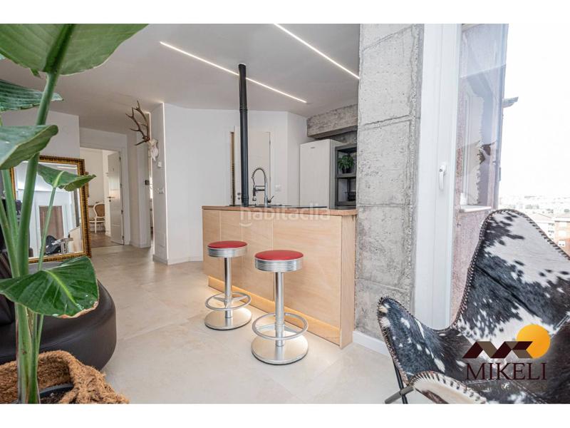 Foto d074d1da-a673-49ea-ba9c-b62a8424f7f8. Piso coqueto apartamento con vistas al mar en el sardinero en Santander