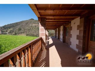 Edifici  Camino viejo. Hotel en venta en potes