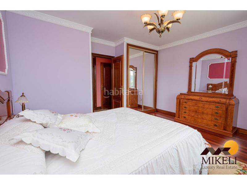 Foto 0e69ed4f-a35b-4ce6-a4be-8f9f17a5c81d. Chalet un chalet en venta amplio y cautivador en guarnizo, en Astillero (El)