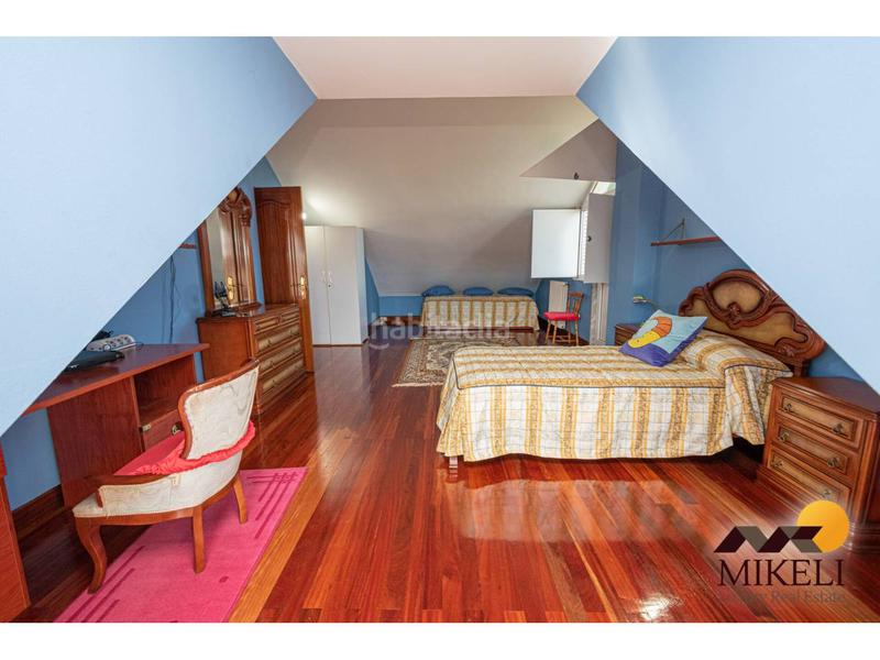 Foto 2d29686f-6163-4e0c-9d19-e0ab860ef09e. Chalet un chalet en venta amplio y cautivador en guarnizo, en Astillero (El)