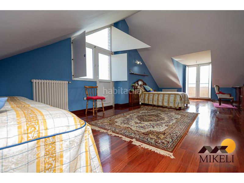 Foto ed0cee70-9e63-451d-879e-ef8ee2e2f89a. Chalet un chalet en venta amplio y cautivador en guarnizo, en Astillero (El)