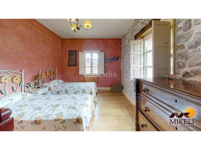 Foto c11187b0-074f-434a-87c1-1596c2cbf519. Chalet herencia indiana en Puente Viesgo
