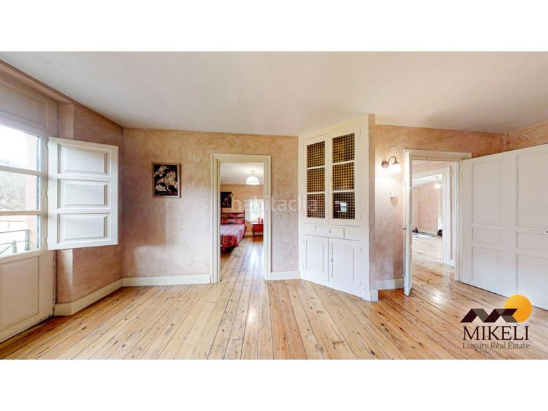 Foto c77b29d3-f33d-49e8-91a1-88a4af1e011d. Chalet herencia indiana en Puente Viesgo