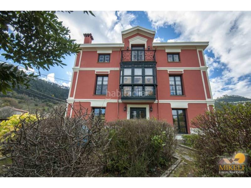 Foto c7af7f40-43df-4372-8746-cda4751378e9. Chalet herencia indiana en Puente Viesgo