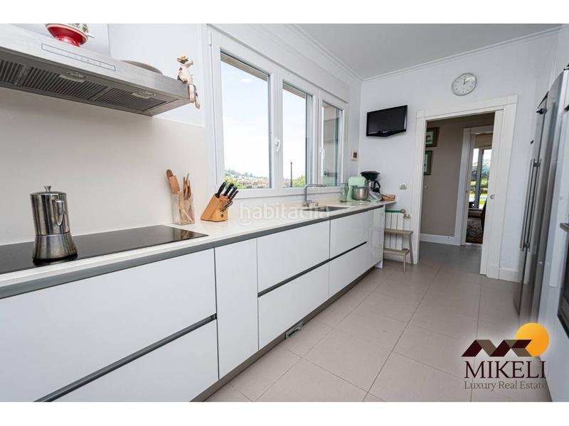 Foto 17431ef9-dc9f-4569-a61c-d63dfd4a35d4. Xalet amb calefacció aparcament piscina a Meruelo