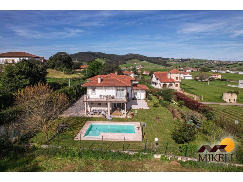 Foto 1f51aa51-76fb-4266-9b63-5becfbd7f8fa. Xalet amb calefacció aparcament piscina a Meruelo