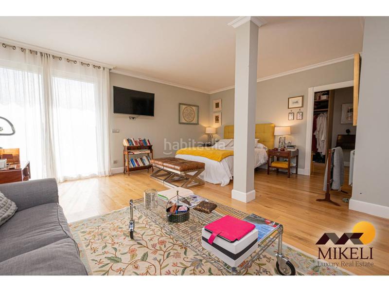 Foto 2149ebaa-3ac3-4471-af22-bc4ad43de886. Xalet amb calefacció aparcament piscina a Meruelo