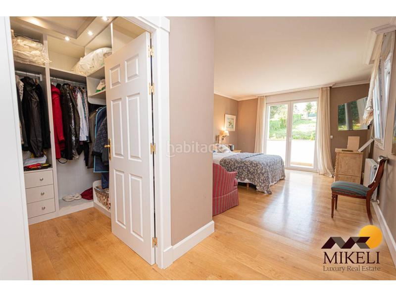 Foto 23bc4265-569f-465f-b78d-65c6980cb523. Xalet amb calefacció aparcament piscina a Meruelo