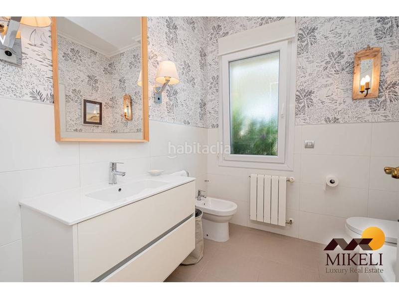 Foto 47236c11-f1f9-4a3a-89f7-2a804911bb22. Xalet amb calefacció aparcament piscina a Meruelo