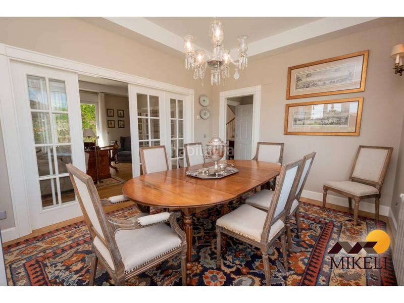 Foto 7cb8796b-e3c3-463d-9b22-75fb5c47f058. Xalet amb calefacció aparcament piscina a Meruelo