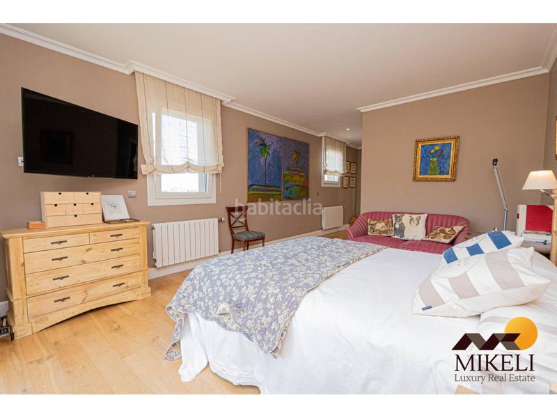 Foto 90554661-260c-4852-baeb-c4a78de8a716. Xalet amb calefacció aparcament piscina a Meruelo