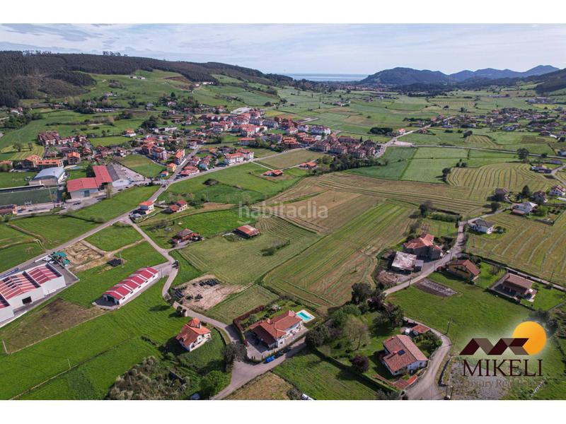 Foto a398c1dd-6256-486b-993f-186fa62e4241. Xalet amb calefacció aparcament piscina a Meruelo