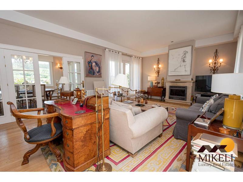 Foto c076a6c6-2095-4abe-9f4c-e3a54c633dda. Xalet amb calefacció aparcament piscina a Meruelo