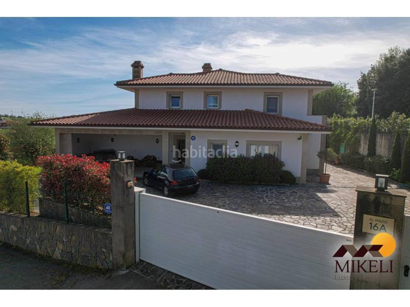 Foto c7b882d7-f04b-4a1b-8a8f-c3df5d8e4cab. Xalet amb calefacció aparcament piscina a Meruelo