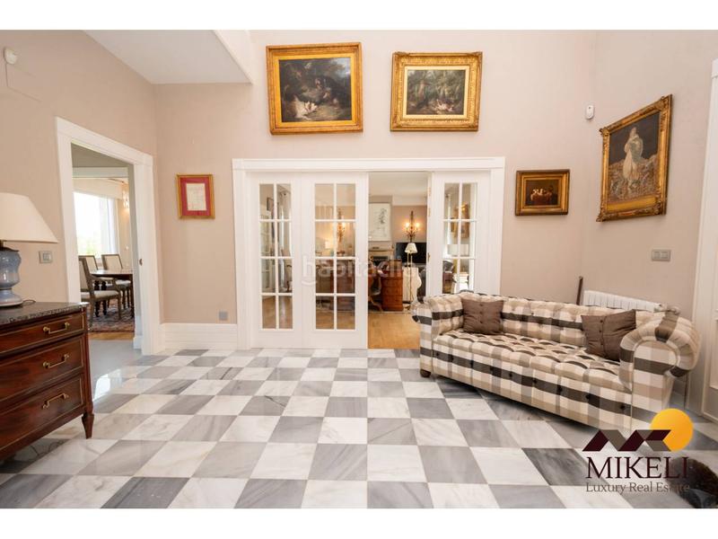 Foto d9c49bf8-050e-4cbb-925a-3707ffc23b99. Xalet amb calefacció aparcament piscina a Meruelo