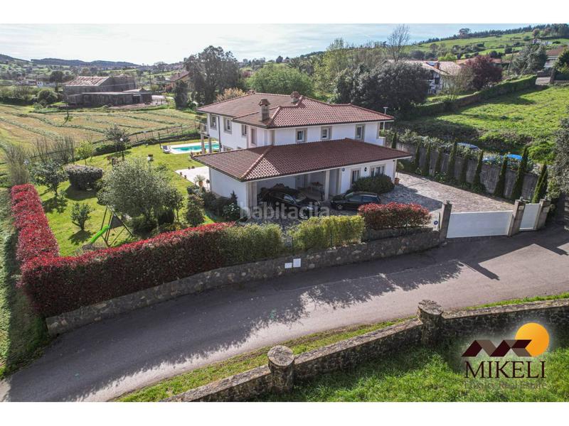 Foto e4a29270-4eb5-4f0e-9c41-41b97595fbfa. Xalet amb calefacció aparcament piscina a Meruelo