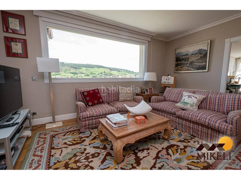 Foto f0d61fe8-65b4-4f40-8457-96d4a4e43114. Xalet amb calefacció aparcament piscina a Meruelo