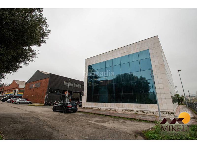 Foto 6ef614ab-da0c-46d8-bea4-f7575b8227fc. Alquiler local comercial edificio exclusivo de oficinas en alquiler en Maliaño en Camargo