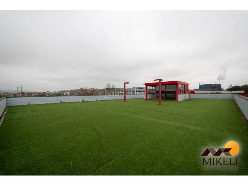 Foto 960d178a-b8d4-4358-ba26-ee07c44ec46b. Alquiler local comercial edificio exclusivo de oficinas en alquiler en Maliaño en Camargo