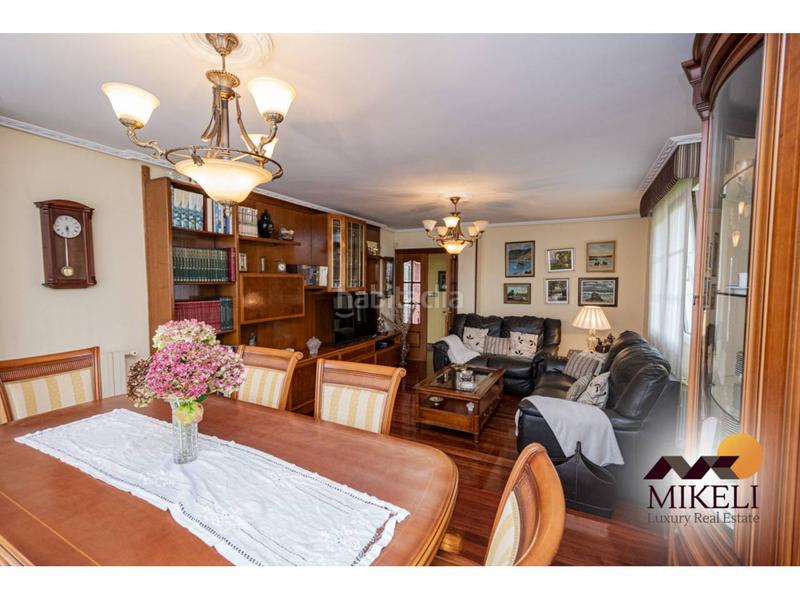 Foto 04d92ea4-bf66-4f31-995b-4e63d3a1656a. Casa extraordinario chalet independiente en venta en adarzo en Santander