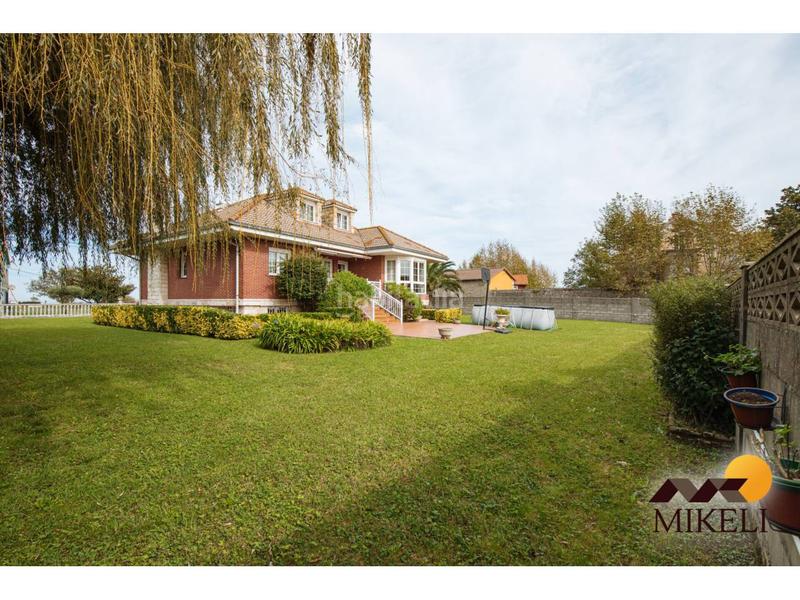 Foto 88708382-1f16-4df4-8cde-f4fed9535058. Casa extraordinario chalet independiente en venta en adarzo en Santander