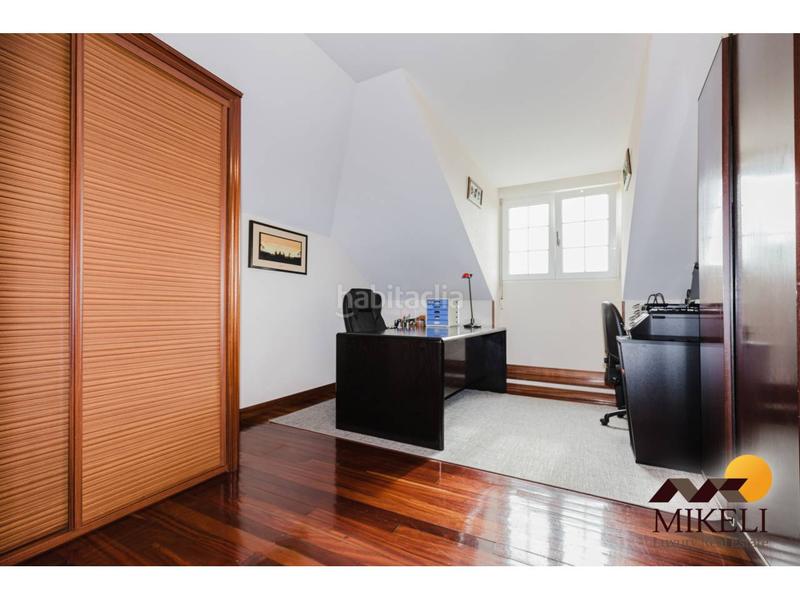 Foto 8d892985-7443-4b48-9e9d-32b8e3c1f8ae. Casa extraordinario chalet independiente en venta en adarzo en Santander