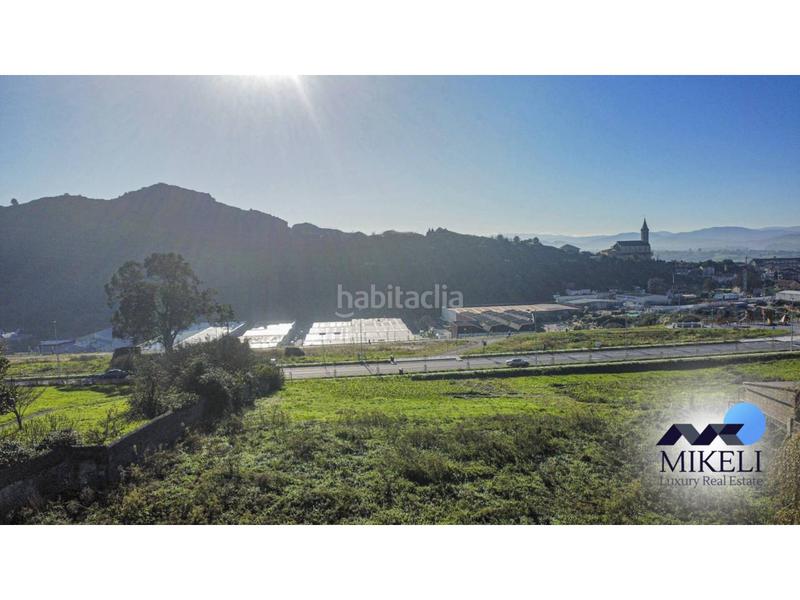 Foto e57ae75f-1b08-4d32-8ec1-894cbc61c528. Casa extraordinario chalet independiente en venta en adarzo en Santander