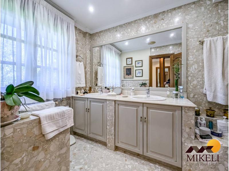 Foto 83b37e32-8dd5-4673-baca-dbb202eafedc. Casa chalet unifamiliar en venta en villapresente en Reocín