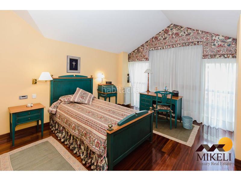 Foto a7cfa693-d5a4-419f-898a-2724988b7f31. Casa chalet unifamiliar en venta en villapresente en Reocín