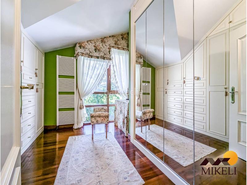 Foto d83558a8-015f-4e08-b67c-c0dcf2703d60. Casa chalet unifamiliar en venta en villapresente en Reocín