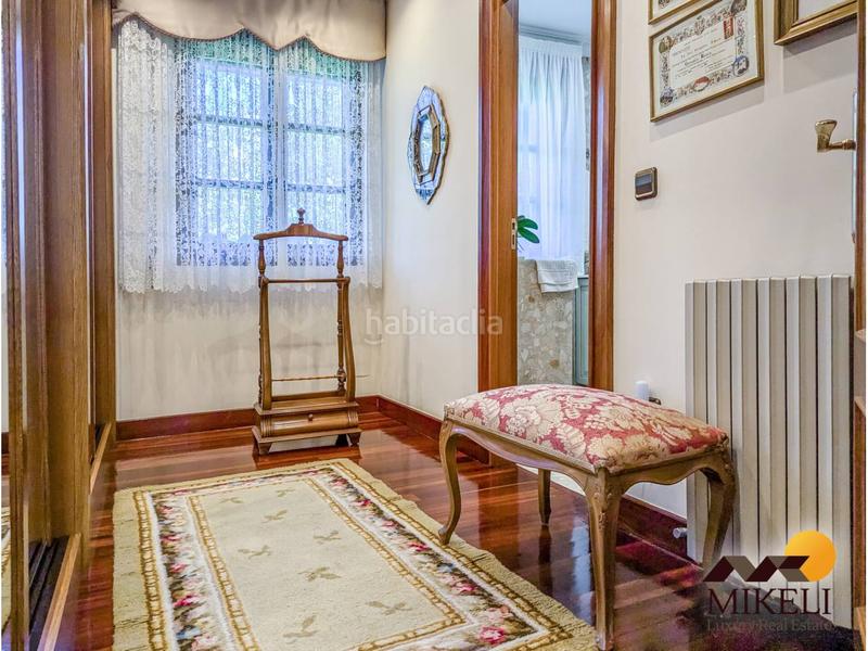 Foto f0007f7d-3ba0-42c5-bda0-debe0f8c891d. Casa chalet unifamiliar en venta en villapresente en Reocín