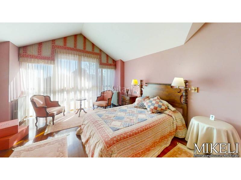 Foto ffc2e3ff-a950-44c9-8f65-8e1fb43ba9ee. Casa chalet unifamiliar en venta en villapresente en Reocín