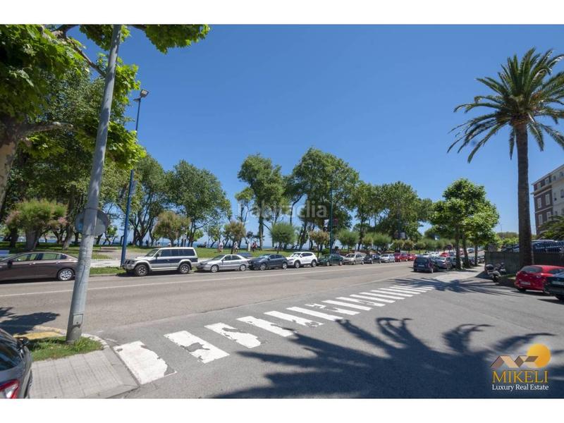 Foto 385d4f88-9153-4051-84a4-c7fadfd71df3. Chalet  independiente frente a segunda playa dEl Sardinero, venta en mikeli en Santander