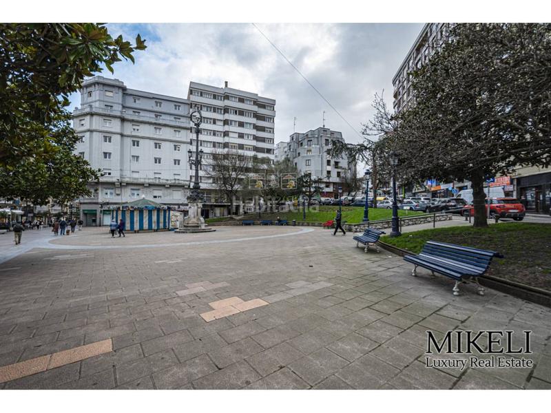 Foto 53f55303-f3a9-40c3-bfe3-6d39ce94706f. Edificio  en venta en numanciasan fernando en Santander