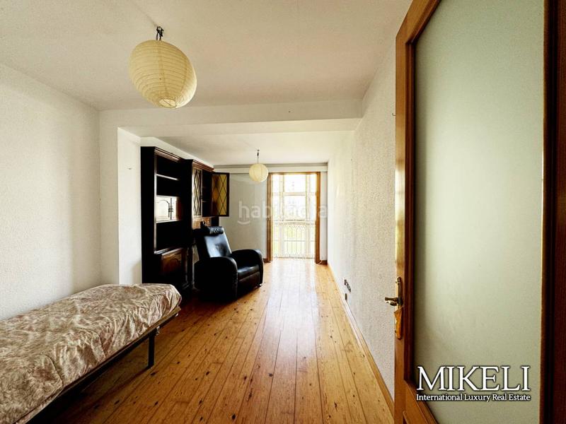 Foto cd493487-81e9-4a85-bccf-f2b378867697. Edificio  en venta en numanciasan fernando en Santander
