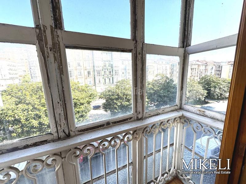 Foto d9498d47-2f6b-4153-a3b2-99afde849d61. Edificio  en venta en numanciasan fernando en Santander