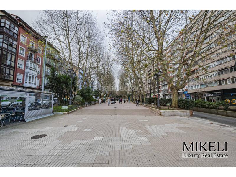 Foto f048f215-5e06-4510-98ce-cebdc4900b88. Edificio  en venta en numanciasan fernando en Santander