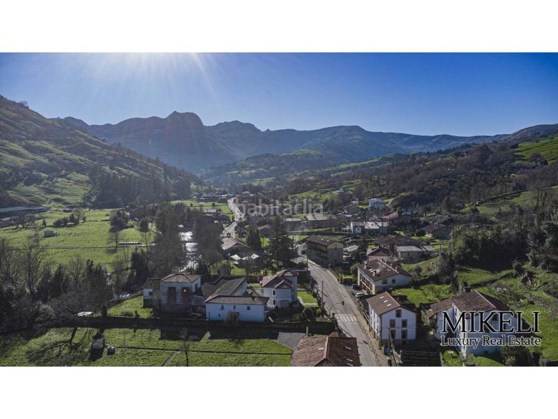 Foto 9e0b3858-ca4c-4add-a980-74ae5810ab92. Chalet  unifamiliar con jardín en venta en Liérganes